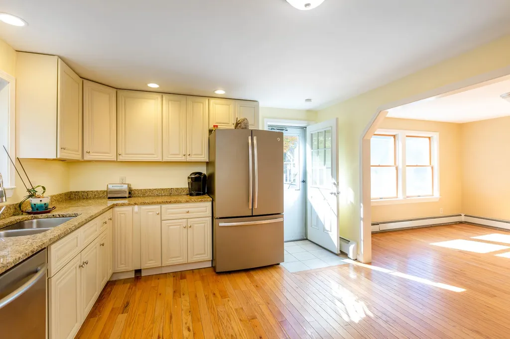 123 White Road Bowdoinham ME 04008