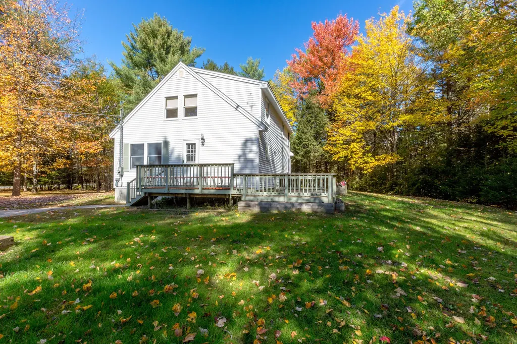 123 White Road Bowdoinham ME 04008