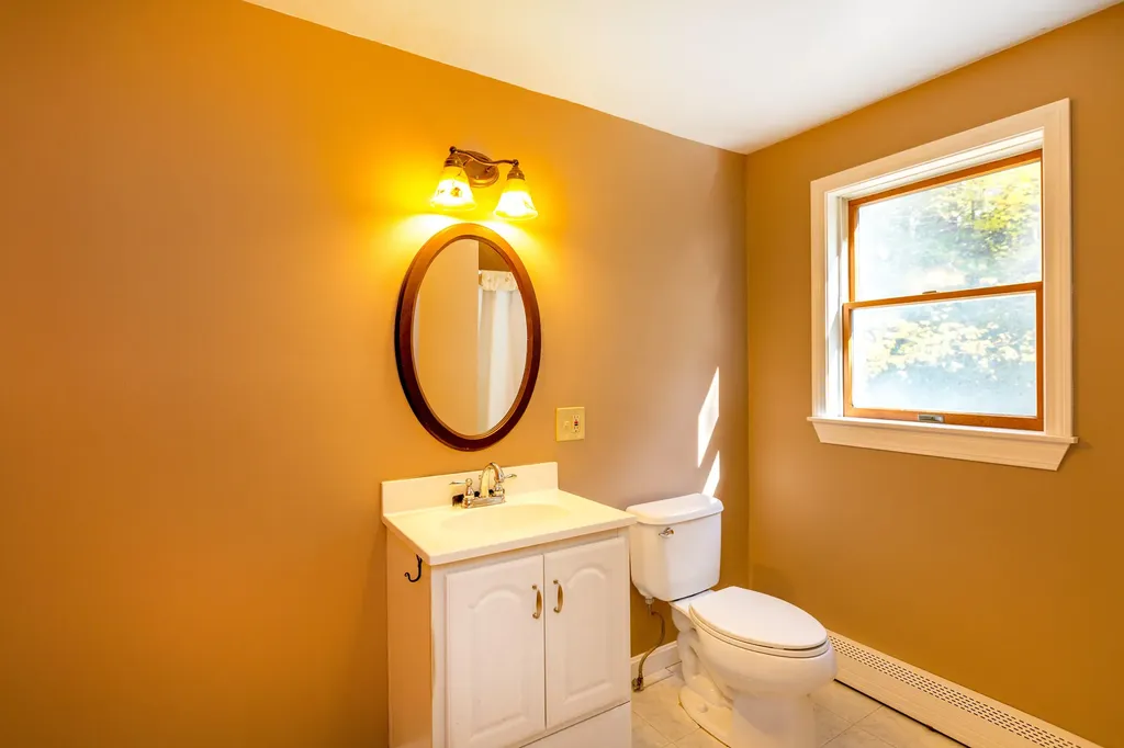 123 White Road Bowdoinham ME 04008