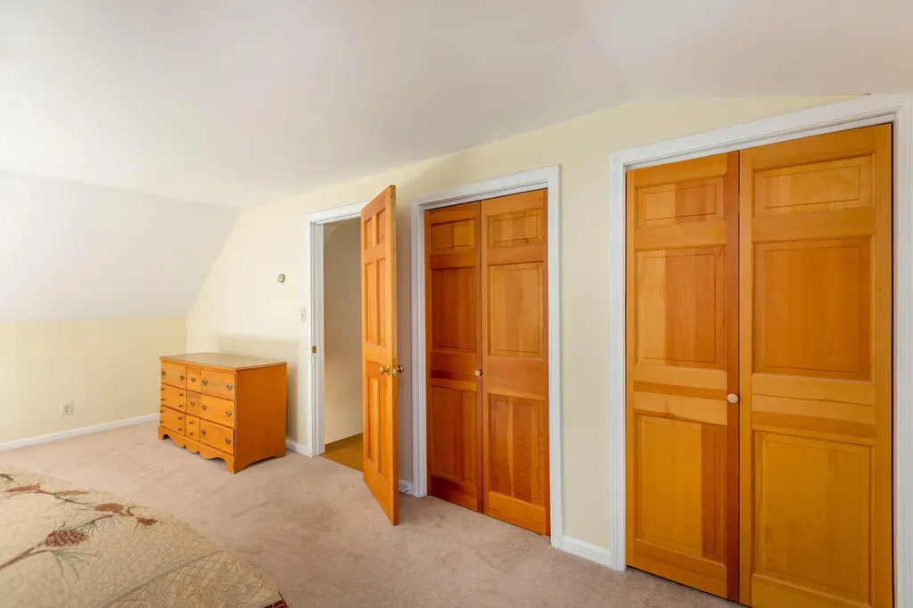 123 White Road Bowdoinham ME 04008