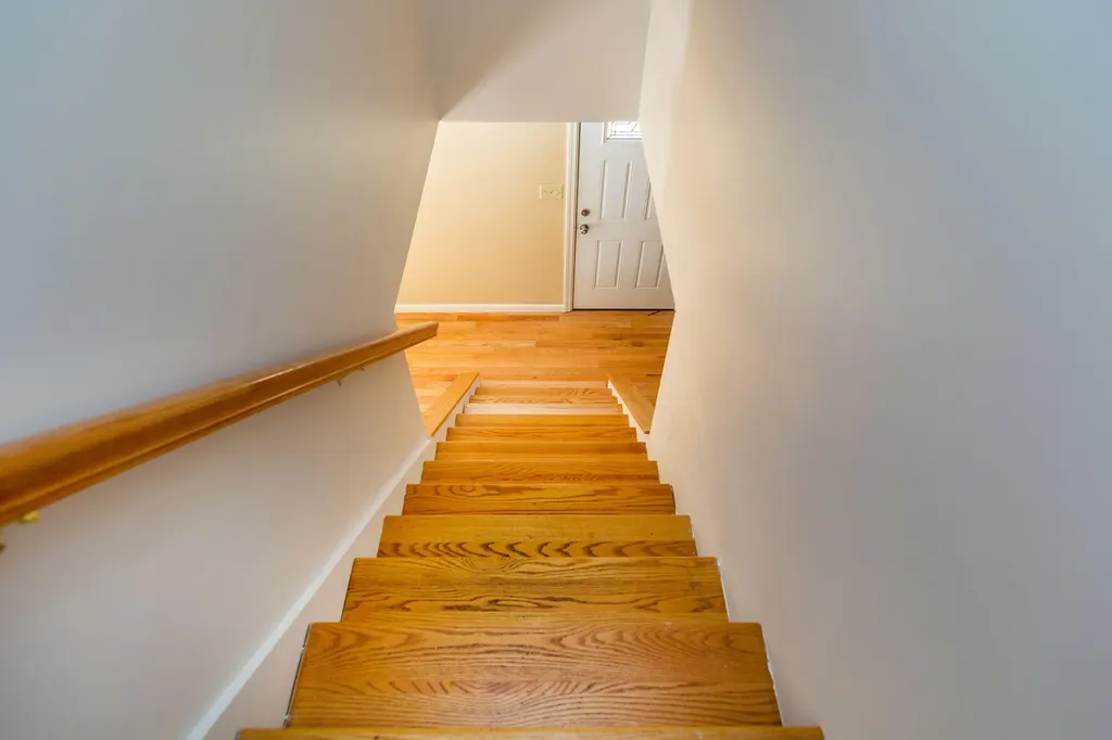 123 White Road Bowdoinham ME 04008