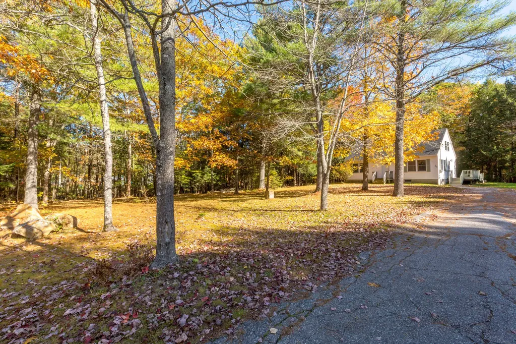 123 White Road Bowdoinham ME 04008