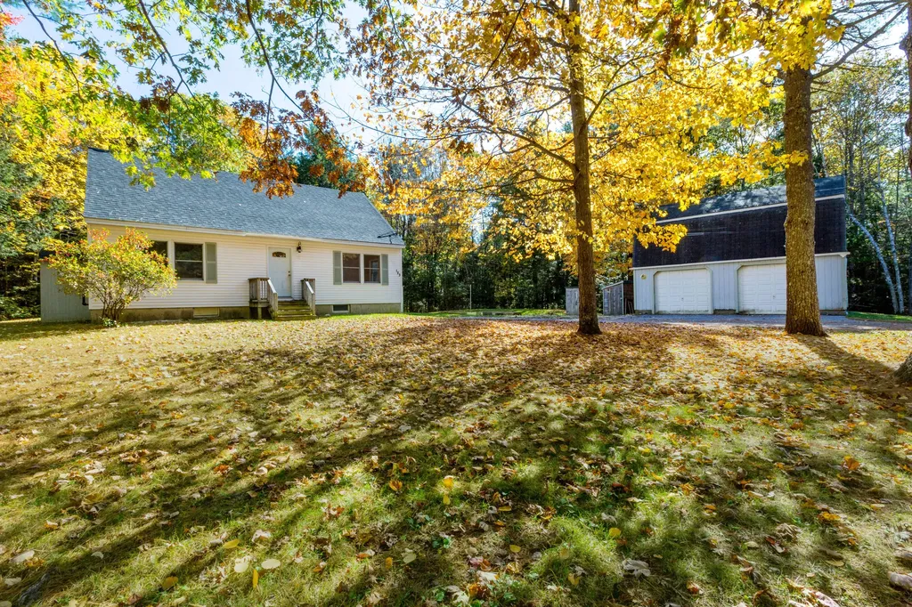 123 White Road Bowdoinham ME 04008