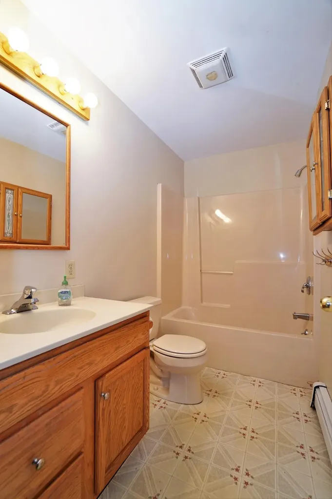 108 Spring Street Westbrook ME 04092