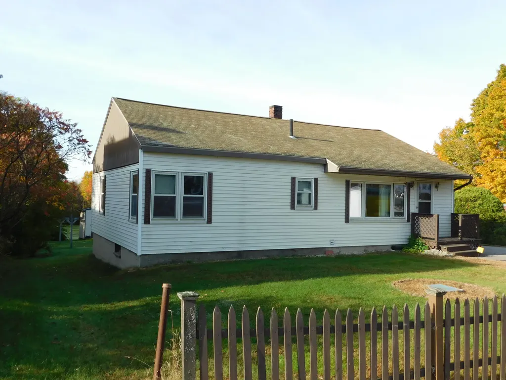 31 Knox Lane Berwick ME 03901