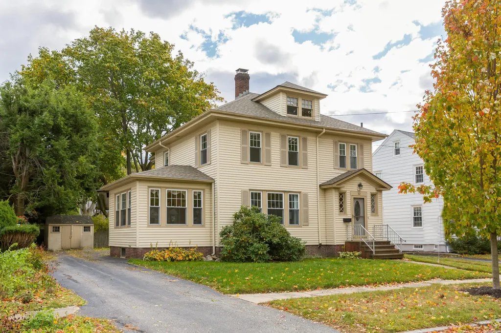 32 Sheffield Street Portland ME 04102