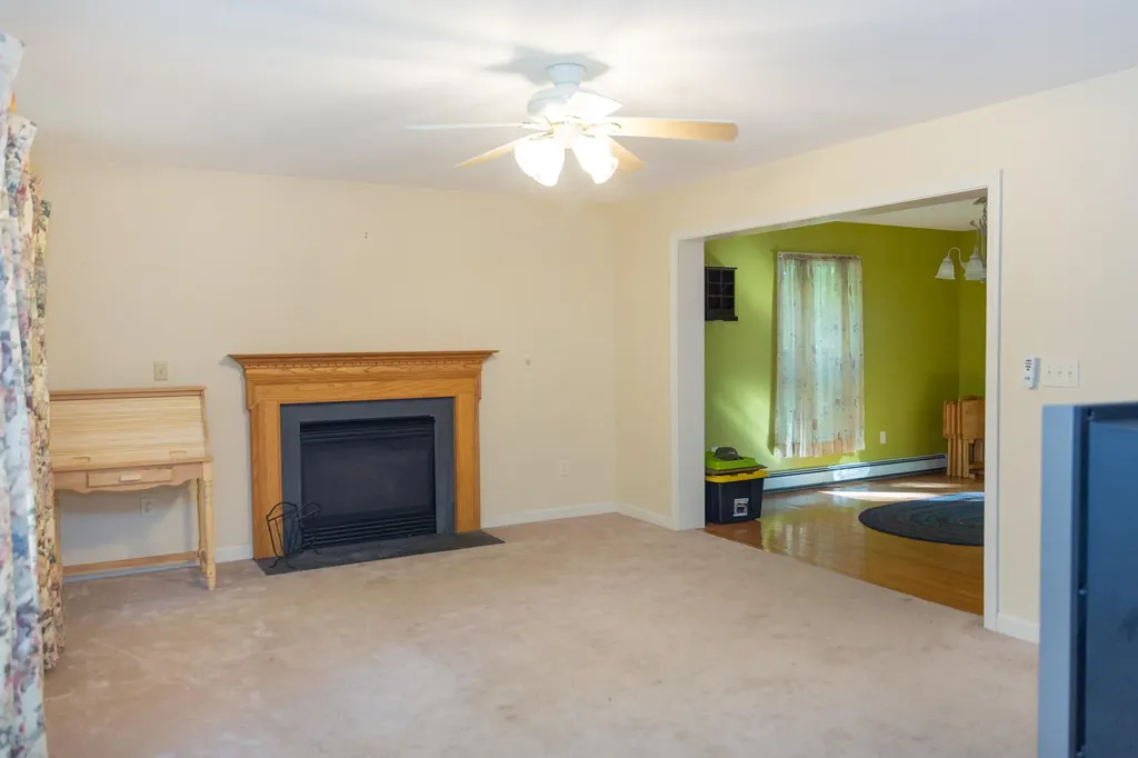 860 Duck Pond Road Westbrook ME 04092
