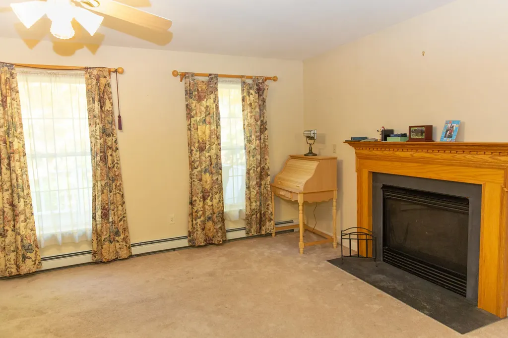 860 Duck Pond Road Westbrook ME 04092
