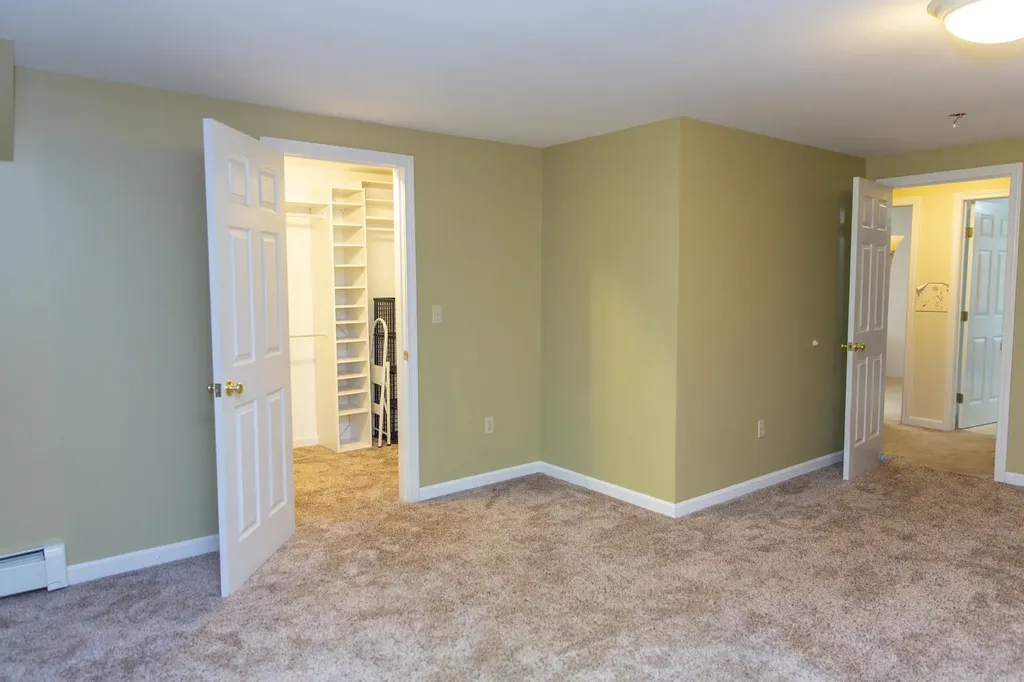 860 Duck Pond Road Westbrook ME 04092