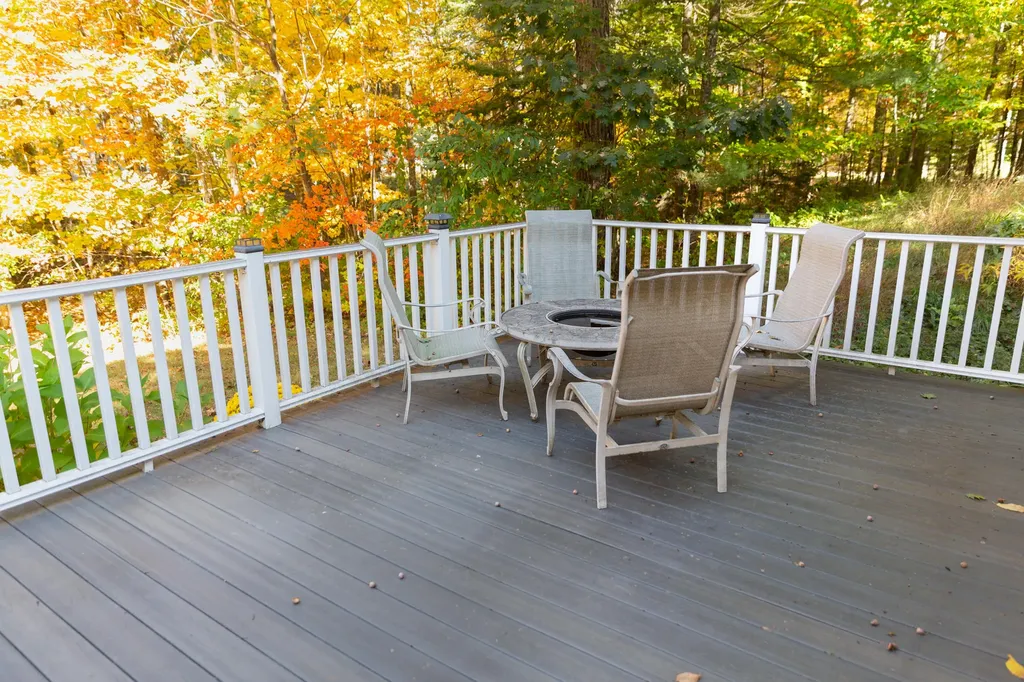 860 Duck Pond Road Westbrook ME 04092