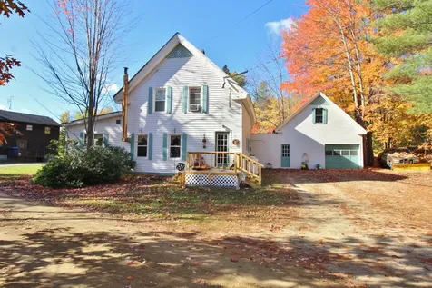 18 Veterans Street Peru ME 04290