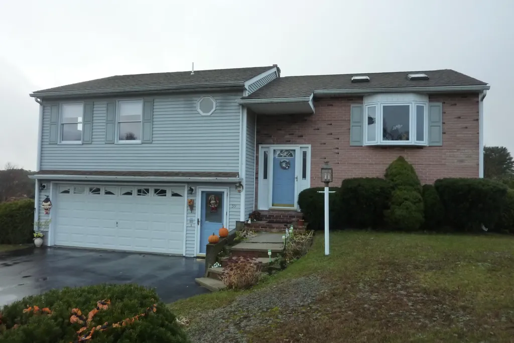59 Clearview Drive Arundel ME 04046