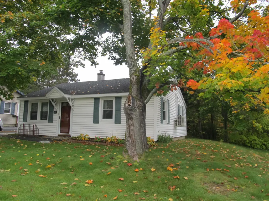 76 Falvey Street Bangor ME 04401