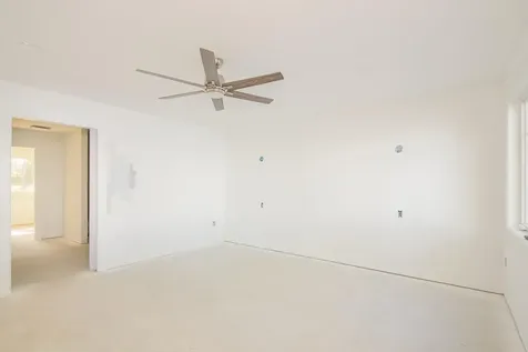 5-7 Sunset Lane West Gardiner ME 04345