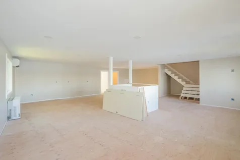 5-7 Sunset Lane West Gardiner ME 04345
