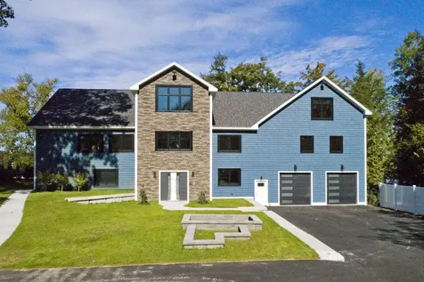 5-7 Sunset Lane West Gardiner ME 04345