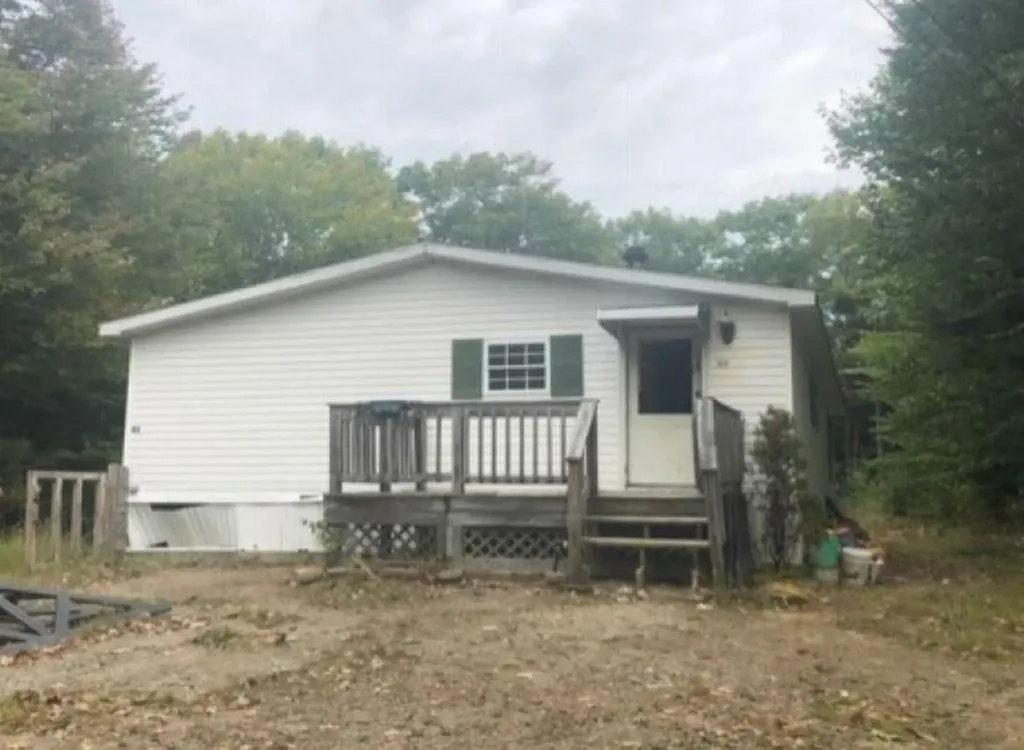 45 Forest Lane Sabattus ME 04280