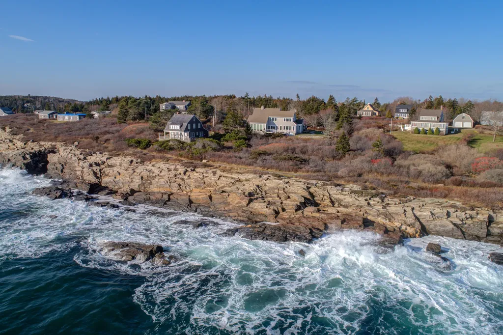 9 Hems Way Harpswell ME 04079