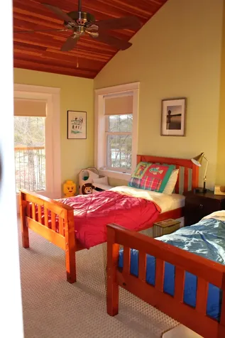 105 Beach Road Naples ME 04055
