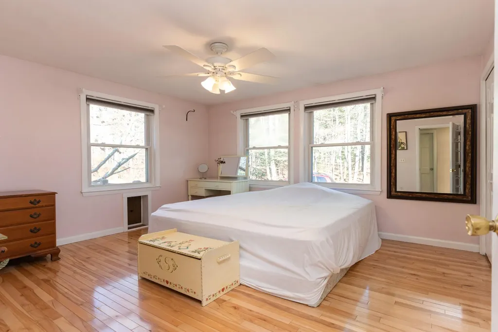 12 Fenderson Road Saco ME 04072