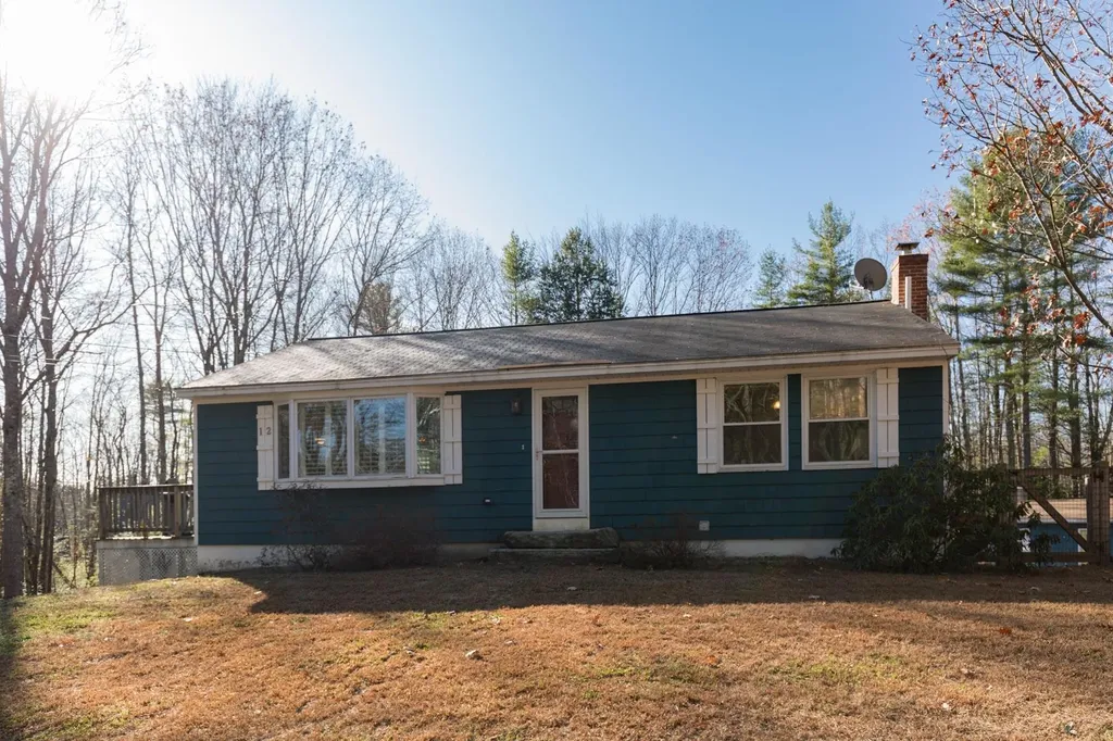 12 Fenderson Road Saco ME 04072