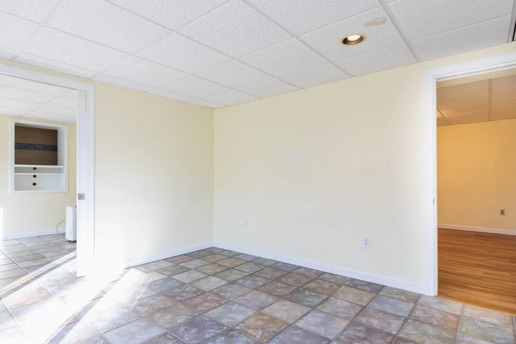 12 Fenderson Road Saco ME 04072