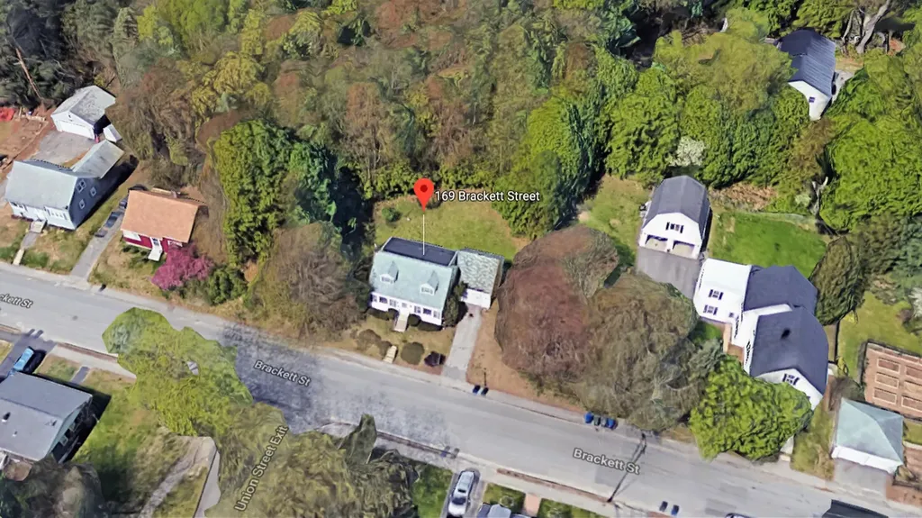 169 Brackett Street Westbrook ME 04092