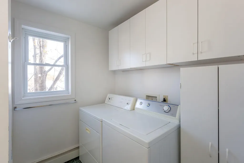 2 Tarbox Street Bath ME 04530