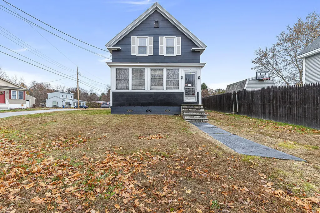 7 Jordan Street Saco ME 04072