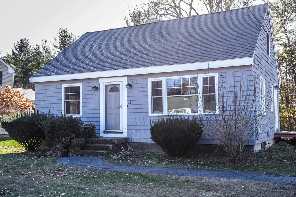 25 Pine Point Road Scarborough ME 04074