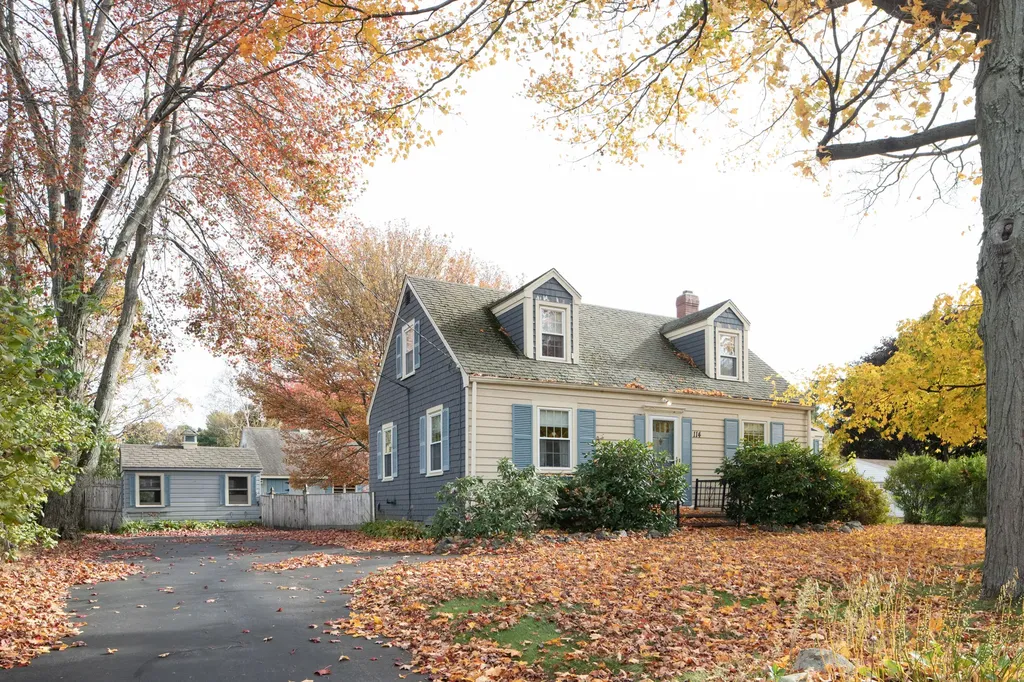 114 Old Post Road Kittery ME 03904