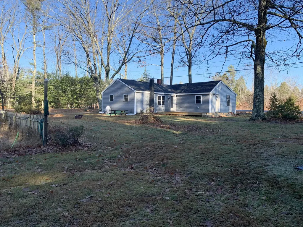 486 Ossipee Trail Gorham ME 04038