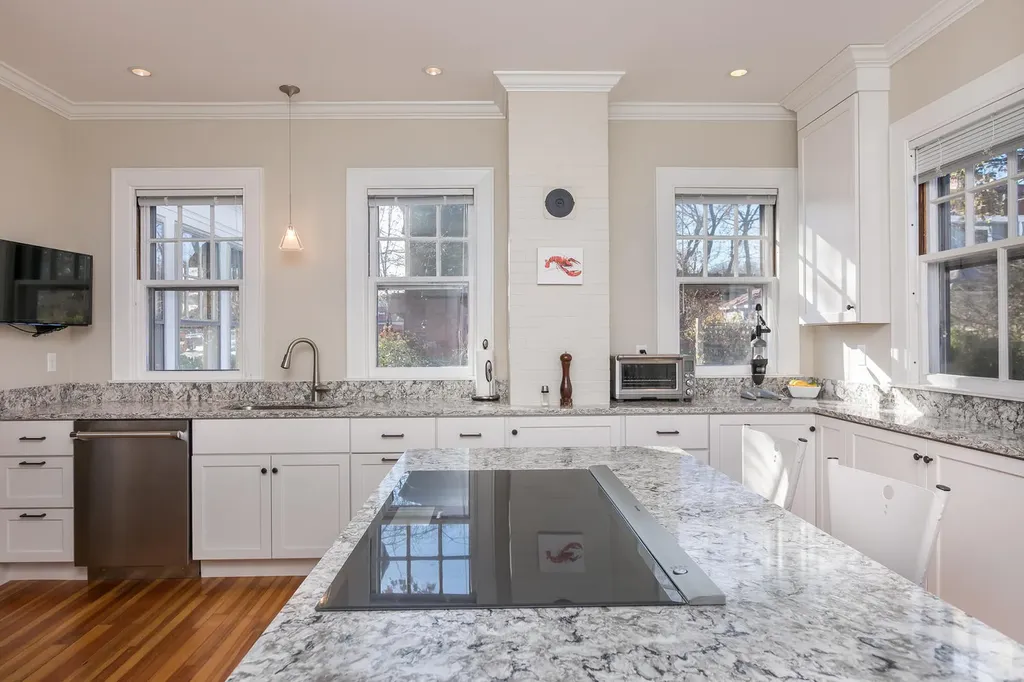25 Belmeade Road Portland ME 04101