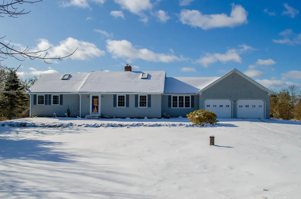 28 Fisher Road Holden ME 04429