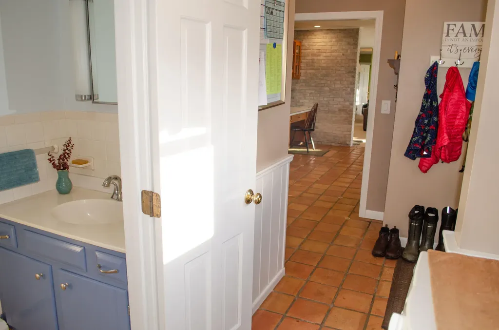28 Fisher Road Holden ME 04429