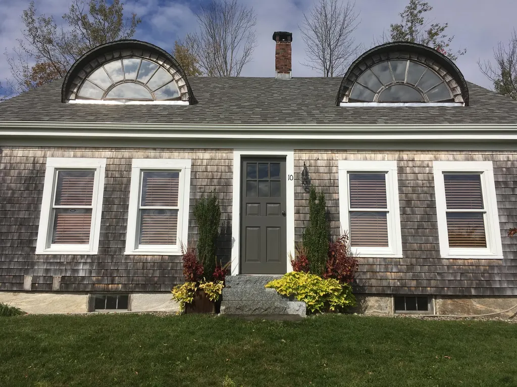 10 Stagecoach Road Liberty ME 04949