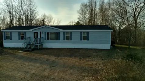 321 Vanner Road Washington ME 04574