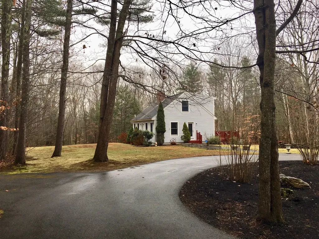 2 Wilshore Way Falmouth ME 04105