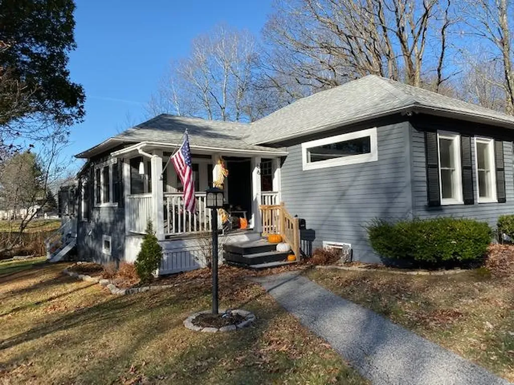 66 Eighth Street Portland ME 04103