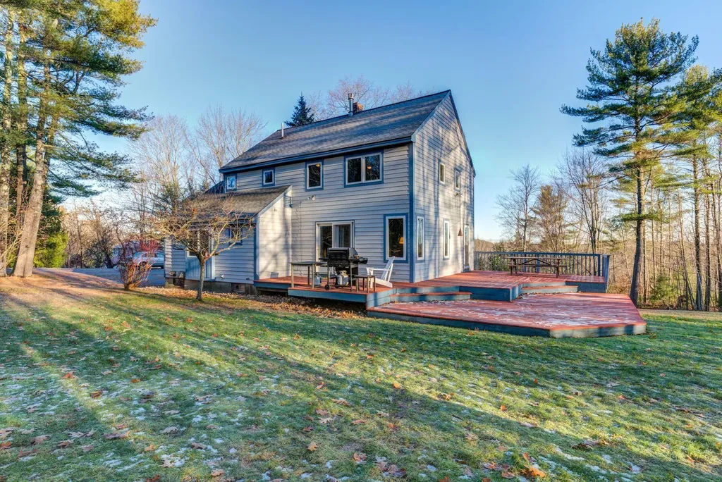 10 Merrill Road Gray ME 04039