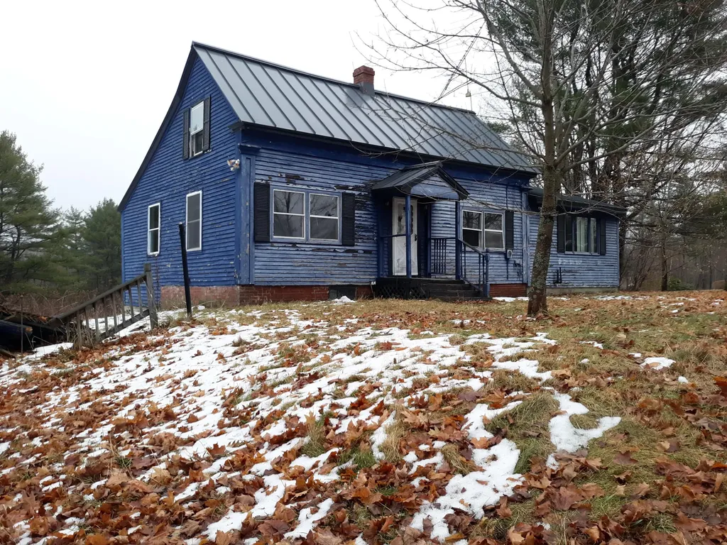 56 S Lisbon Road Lewiston ME 04240