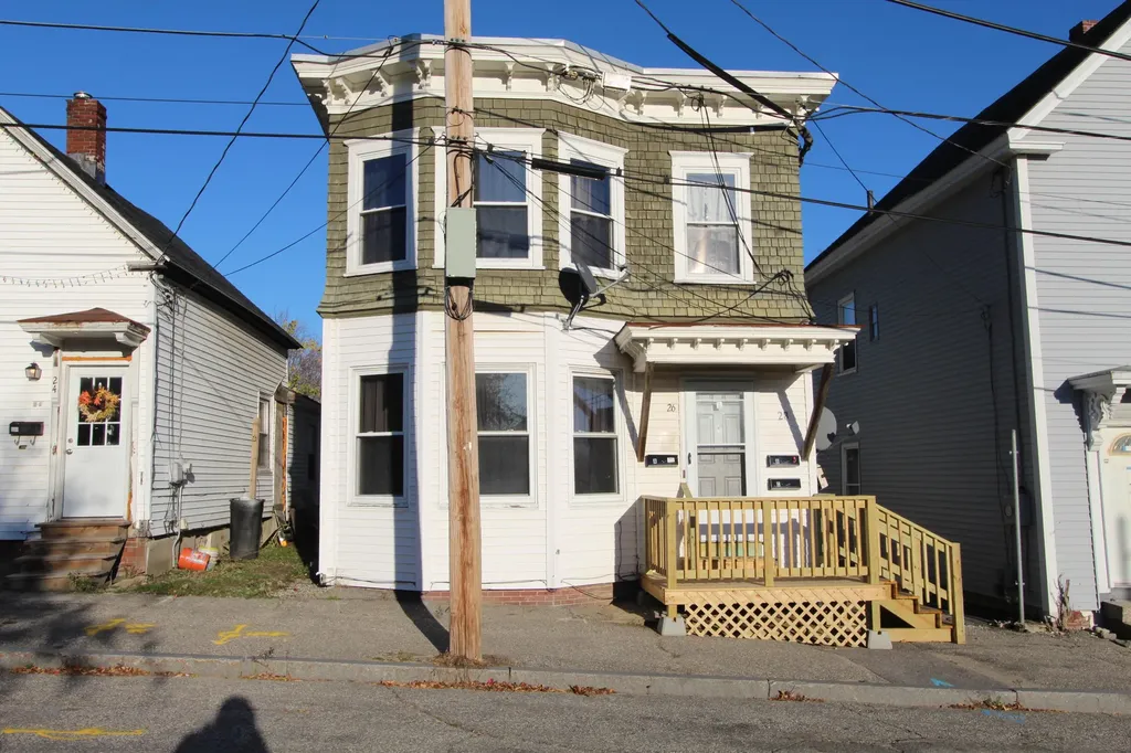 26 Blake Street Lewiston ME 04240