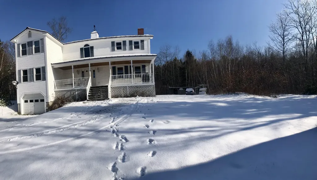 184 Getchell Corner Road Vassalboro ME 04989