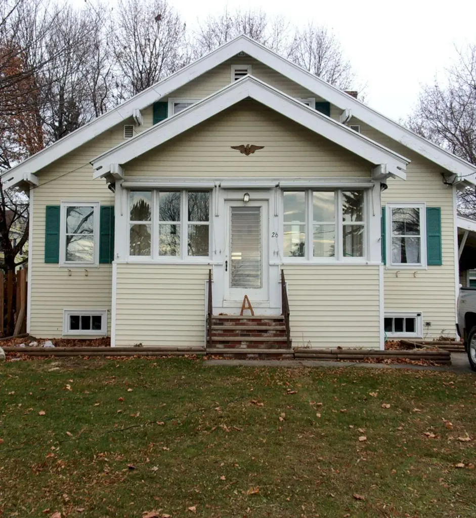26 Rollins Street Bingham ME 04920
