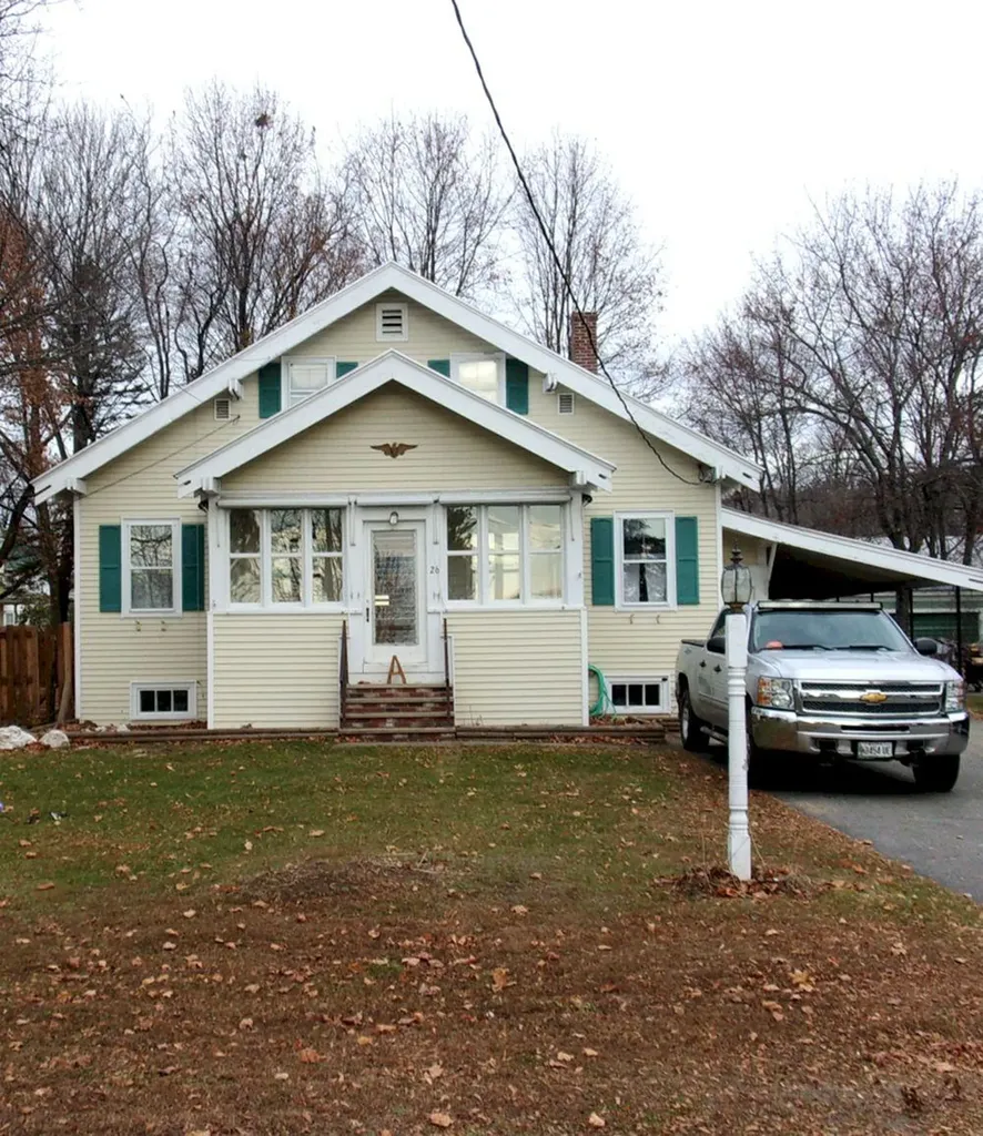 26 Rollins Street Bingham ME 04920