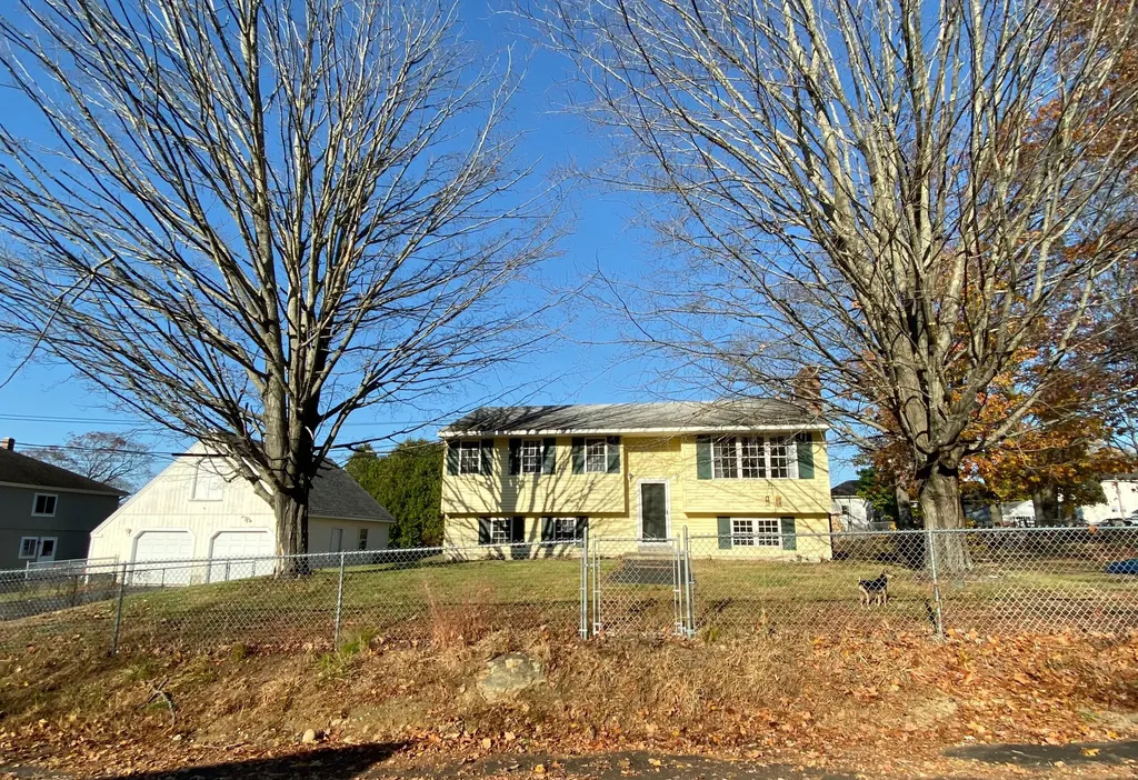 4 Harding Street Sanford ME 04073