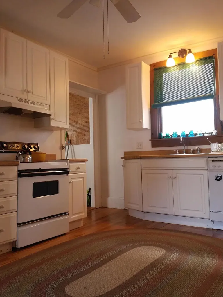 72 James Street Bangor ME 04401