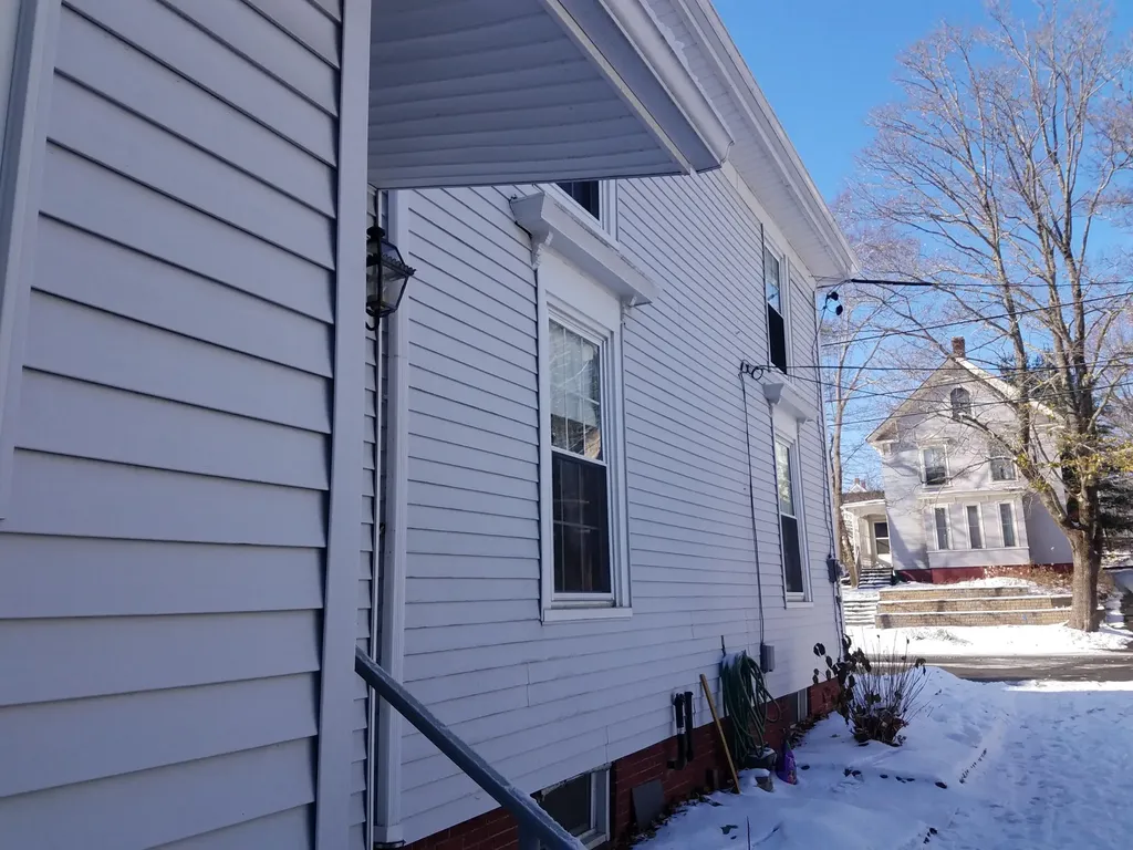 72 James Street Bangor ME 04401