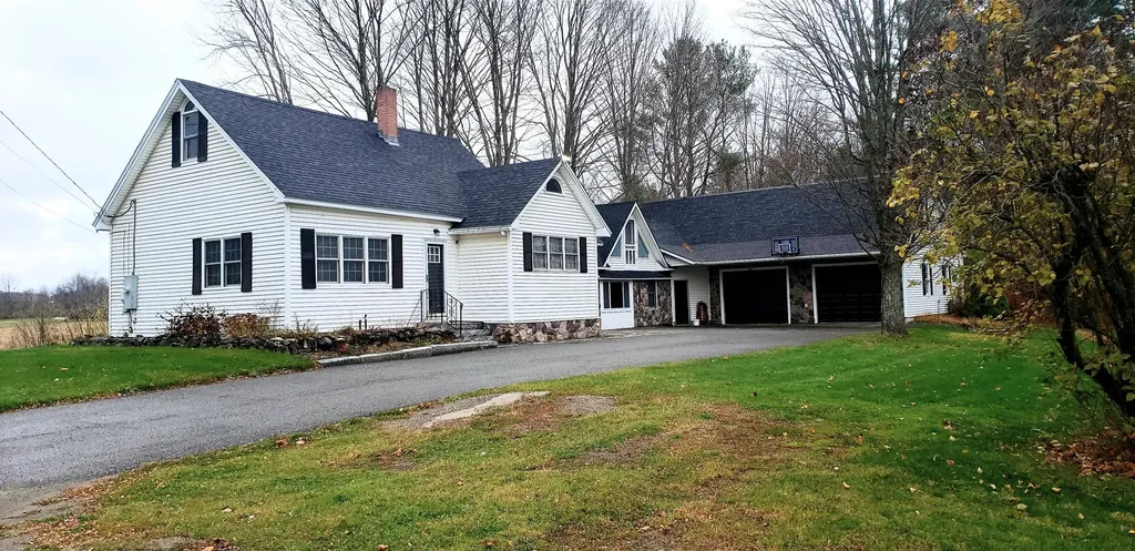19 Stetson Road Newport ME 04953