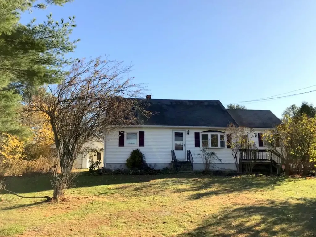 681 Webber Pond Road Vassalboro ME 04989